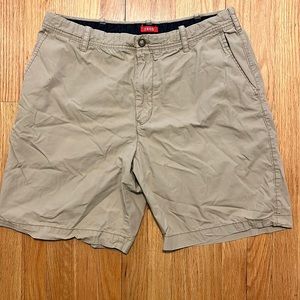 Izod Khaki Shorts